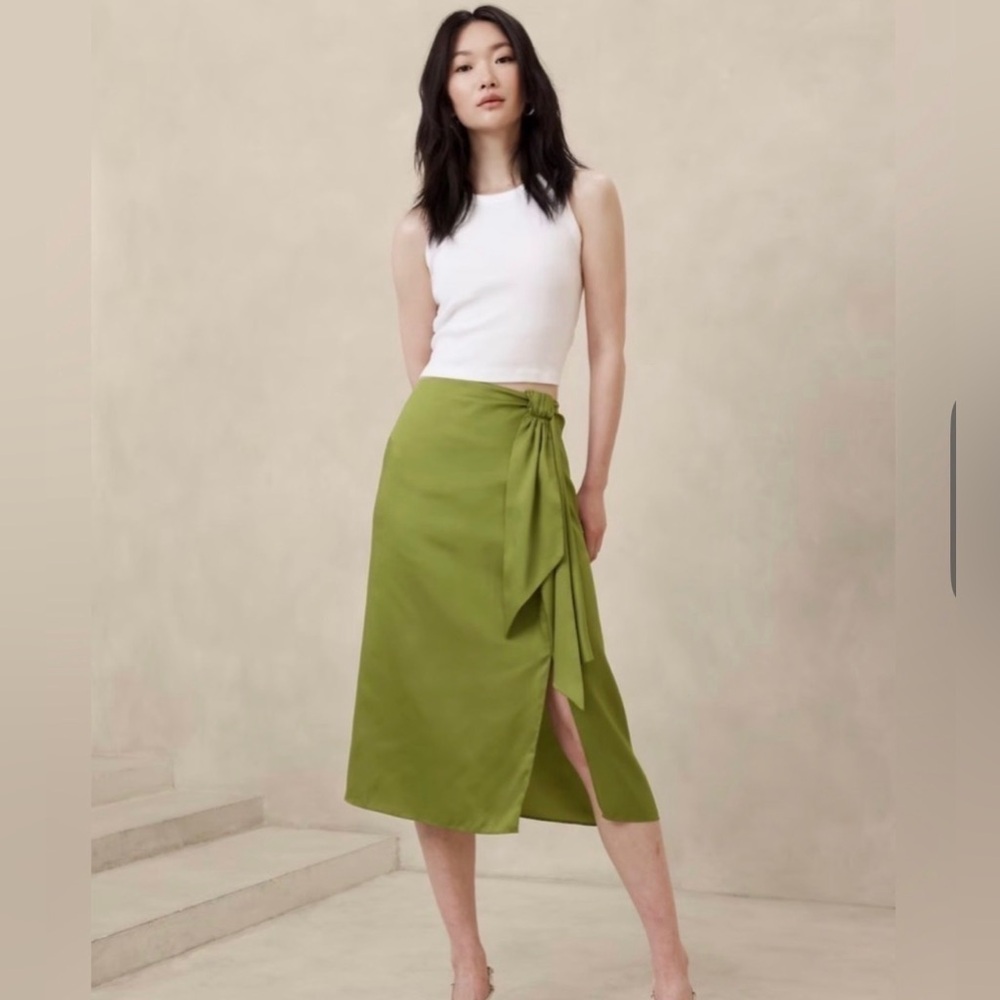 Banana Republic Olive Wrap Midi Skirt with Knot Detail